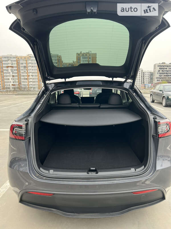 Внедорожник / Кроссовер Tesla Model Y 2023 в Львове