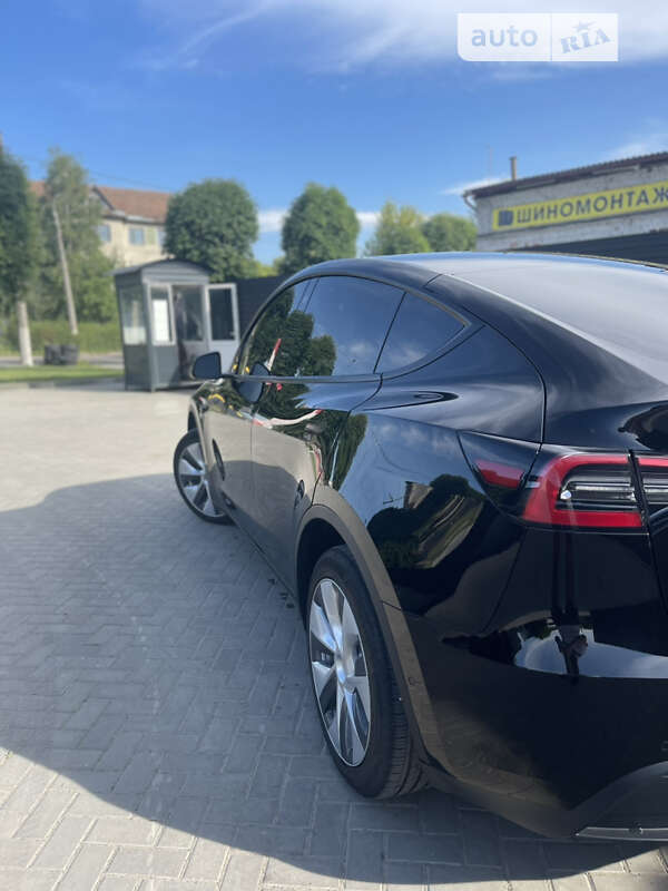 Позашляховик / Кросовер Tesla Model Y 2022 в Івано-Франківську фото 2 Позашляховик / Кросовер Tesla Model Y 2022 в Івано-Франківську