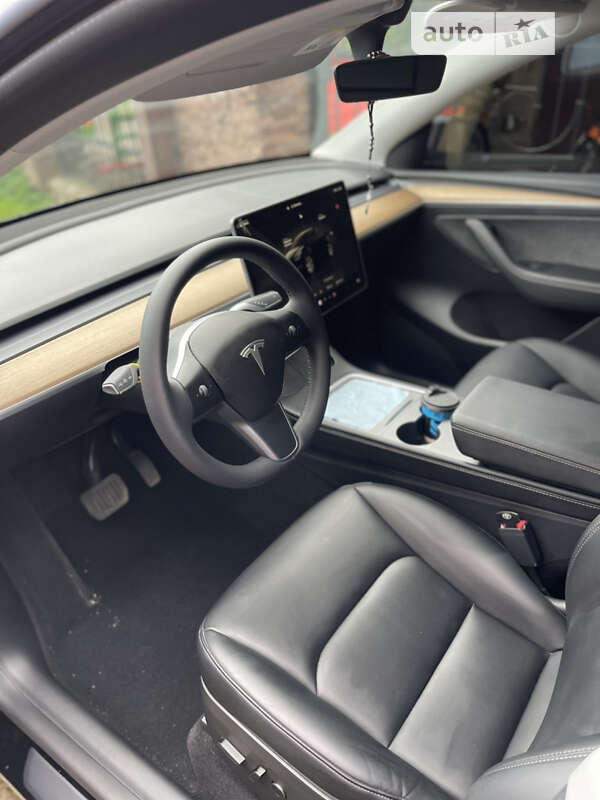Позашляховик / Кросовер Tesla Model Y 2022 в Івано-Франківську фото 12 Позашляховик / Кросовер Tesla Model Y 2022 в Івано-Франківську