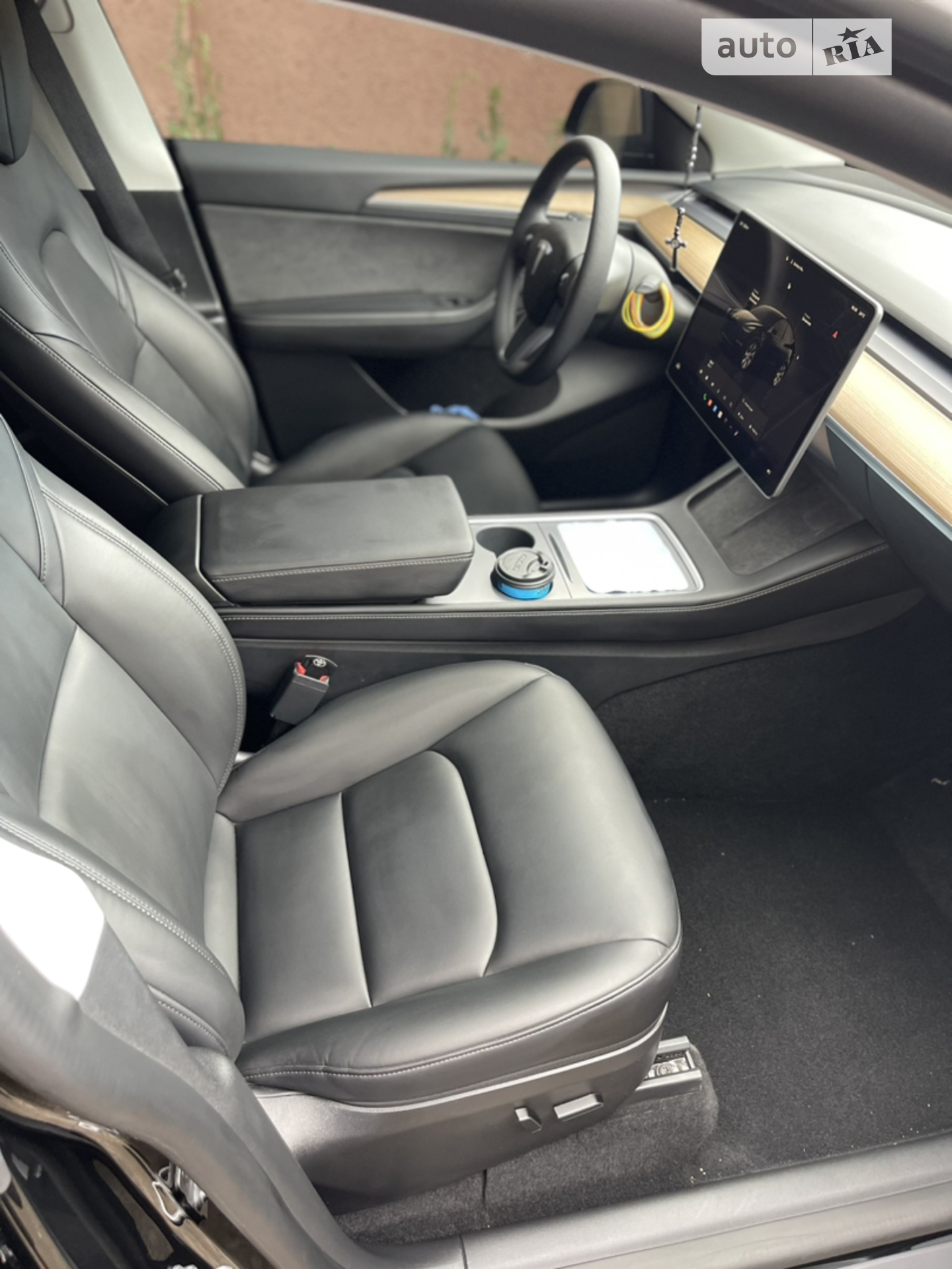 2022 Tesla Model Y - мініатюра 14