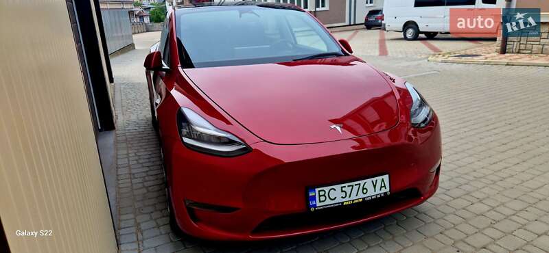 Позашляховик / Кросовер Tesla Model Y 2022 в Мостиській