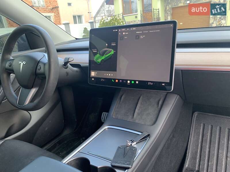 Внедорожник / Кроссовер Tesla Model Y 2022 в Винниках