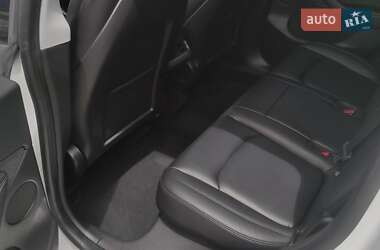Внедорожник / Кроссовер Tesla Model Y 2020 в 