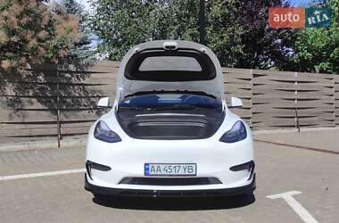 Позашляховик / Кросовер Tesla Model Y 2020 в Києві