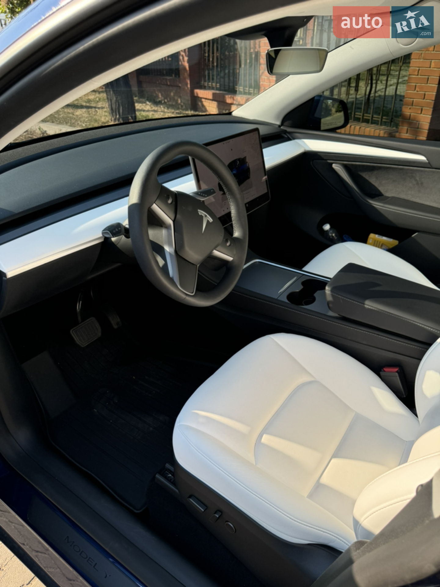 2023 Tesla Model Y - мініатюра 5