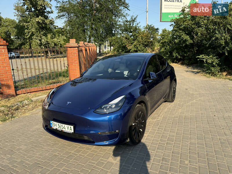 Позашляховик / Кросовер Tesla Model Y 2023 в Одесі