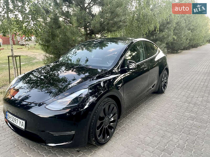 Позашляховик / Кросовер Tesla Model Y 2023 в Одесі