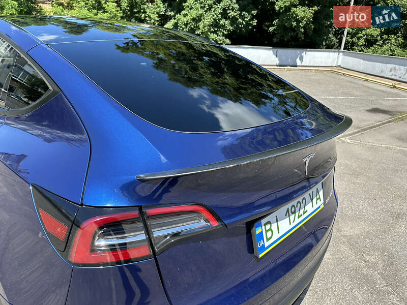 Внедорожник / Кроссовер Tesla Model Y 2023 в Полтаве