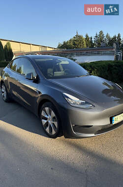Внедорожник / Кроссовер Tesla Model Y 2023 в 