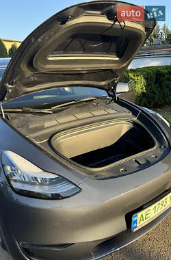 Внедорожник / Кроссовер Tesla Model Y 2023 в Днепре