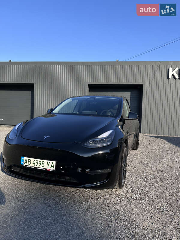 Позашляховик / Кросовер Tesla Model Y 2023 в Вінниці