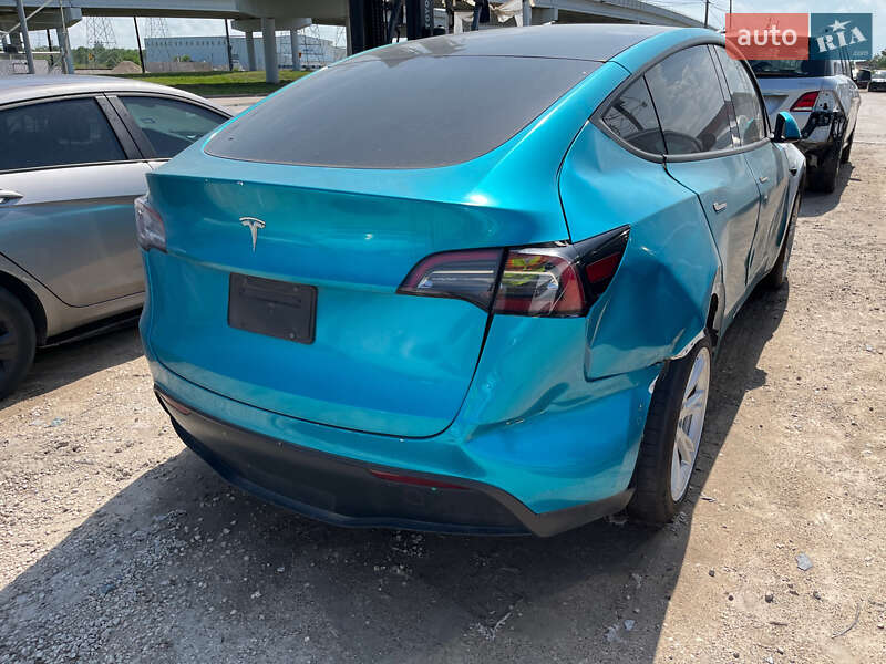 Внедорожник / Кроссовер Tesla Model Y 2021 в Днепре