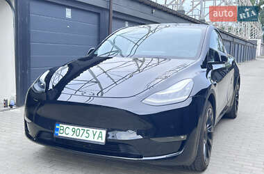 Внедорожник / Кроссовер Tesla Model Y 2022 в Львове