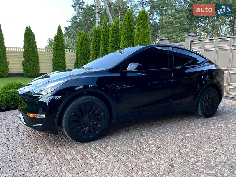 Внедорожник / Кроссовер Tesla Model Y 2023 в Харькове