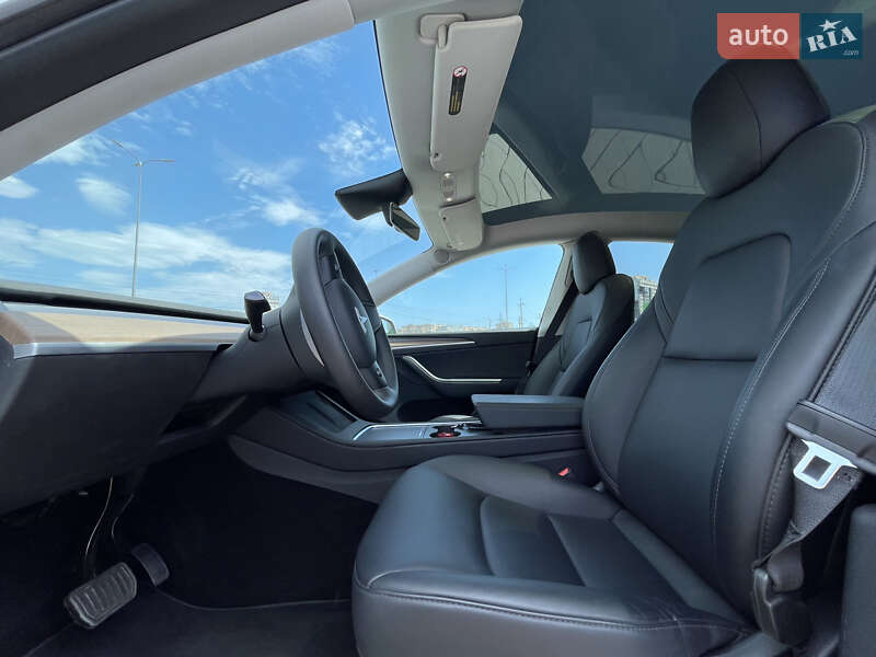 Внедорожник / Кроссовер Tesla Model Y 2022 в Одессе