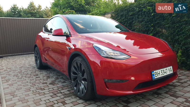 Позашляховик / Кросовер Tesla Model Y 2020 в Києві