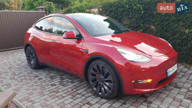 Позашляховик / Кросовер Tesla Model Y 2020 в Києві
