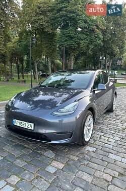 Внедорожник / Кроссовер Tesla Model Y 2023 в Киеве