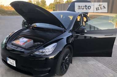 Позашляховик / Кросовер Tesla Model Y 2021 в Хмельницькому