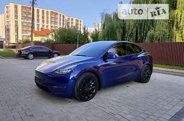 Внедорожник / Кроссовер Tesla Model Y 2020 в Ивано-Франковске