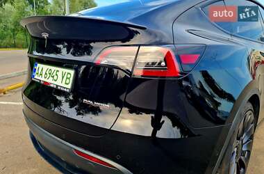 Внедорожник / Кроссовер Tesla Model Y 2021 в Киеве