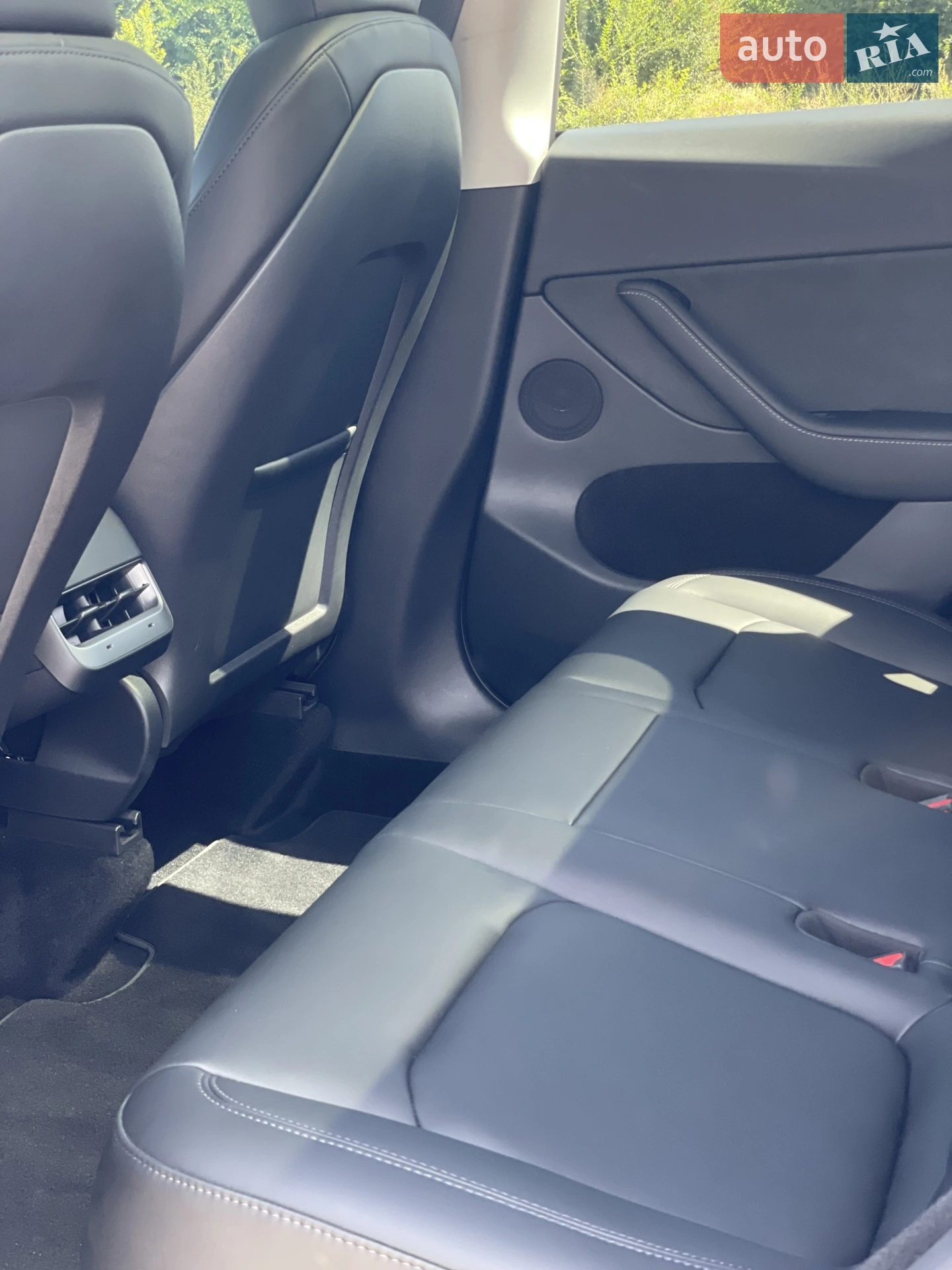 2023 Tesla Model Y - мініатюра 15