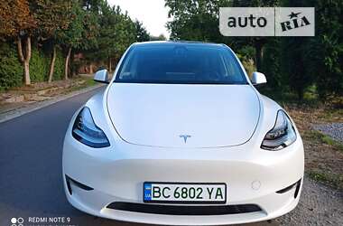 Внедорожник / Кроссовер Tesla Model Y 2023 в Львове