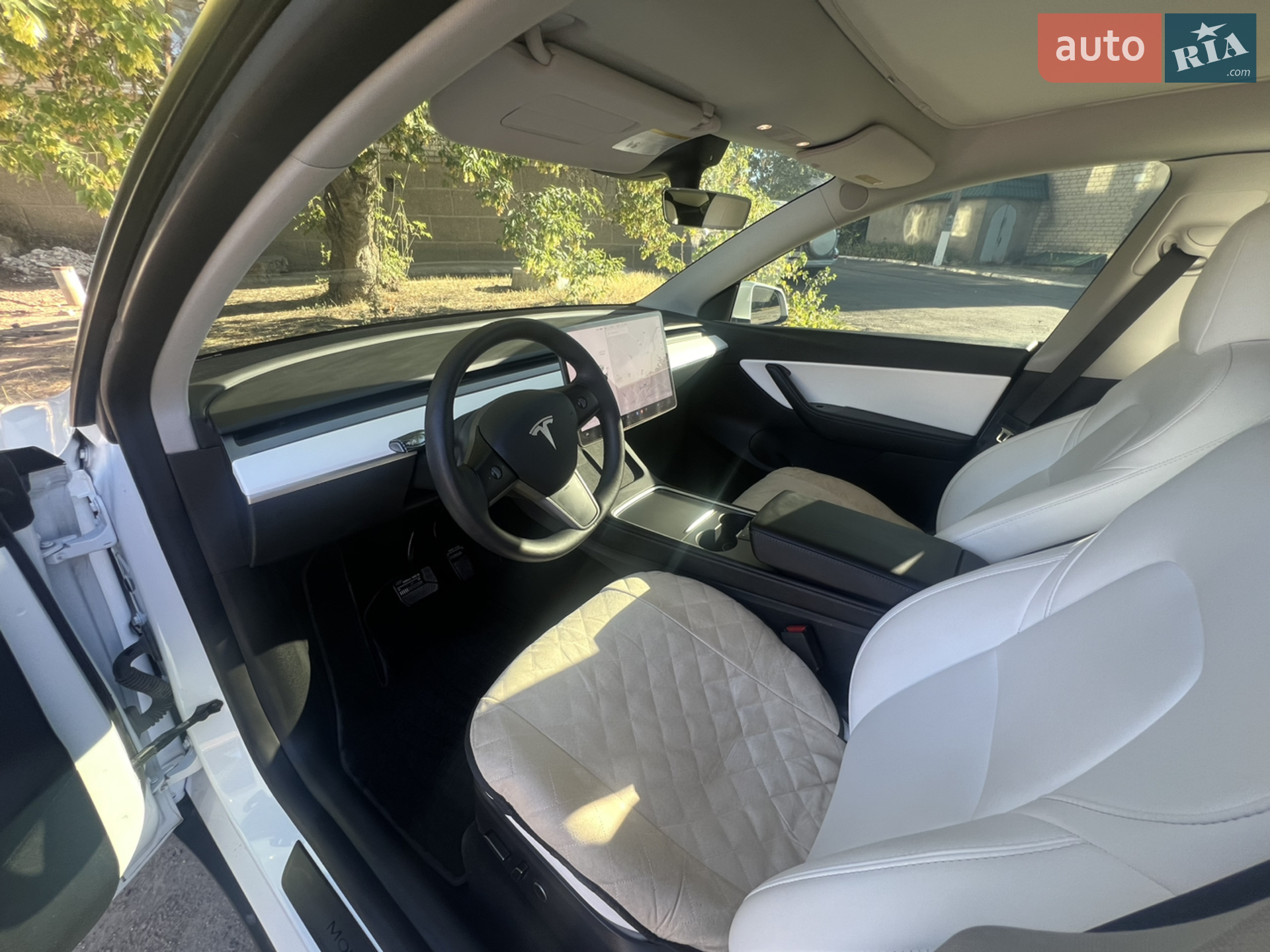 2022 Tesla Model Y - мініатюра 14