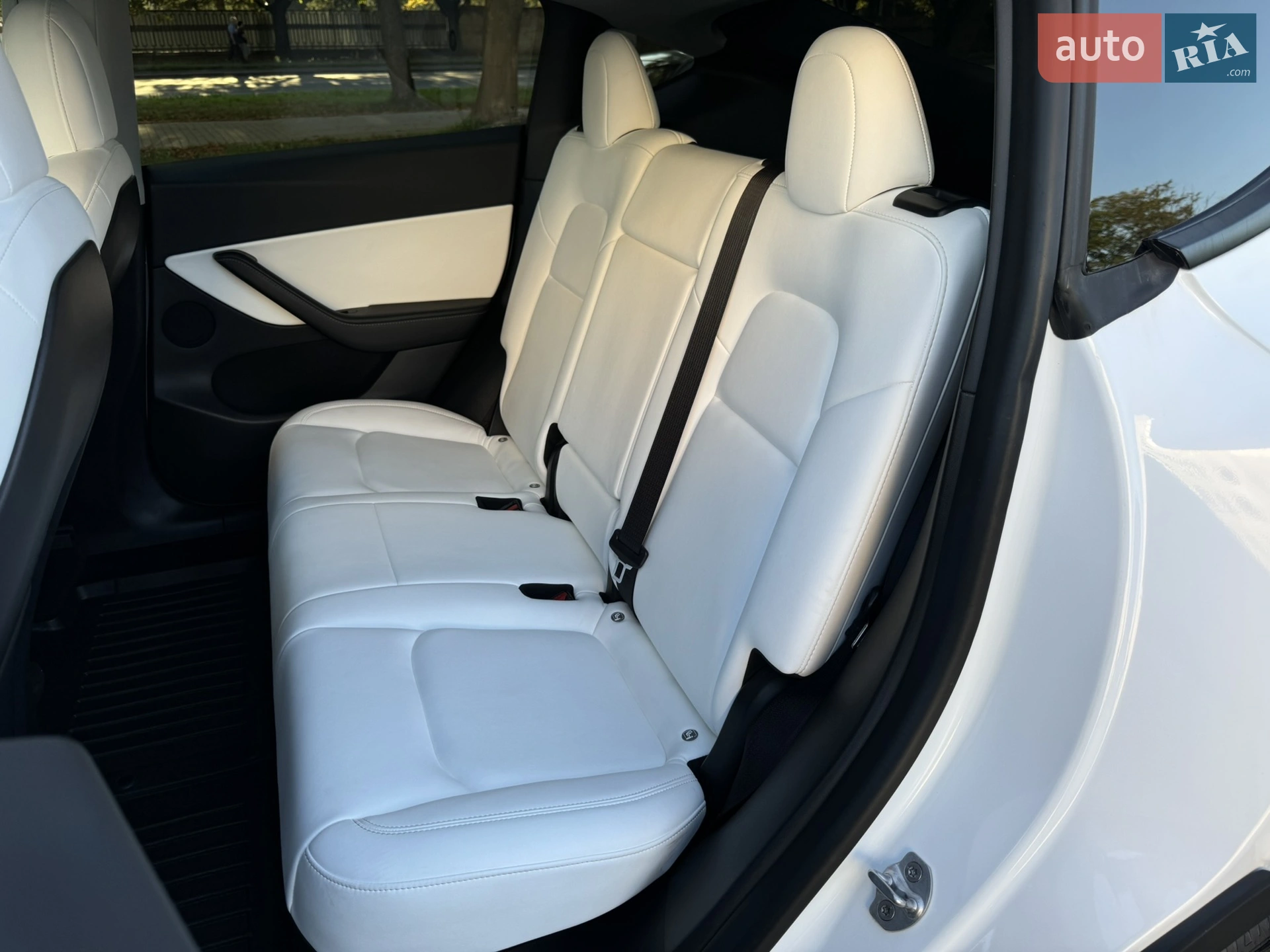 2021 Tesla Model Y - мініатюра 27