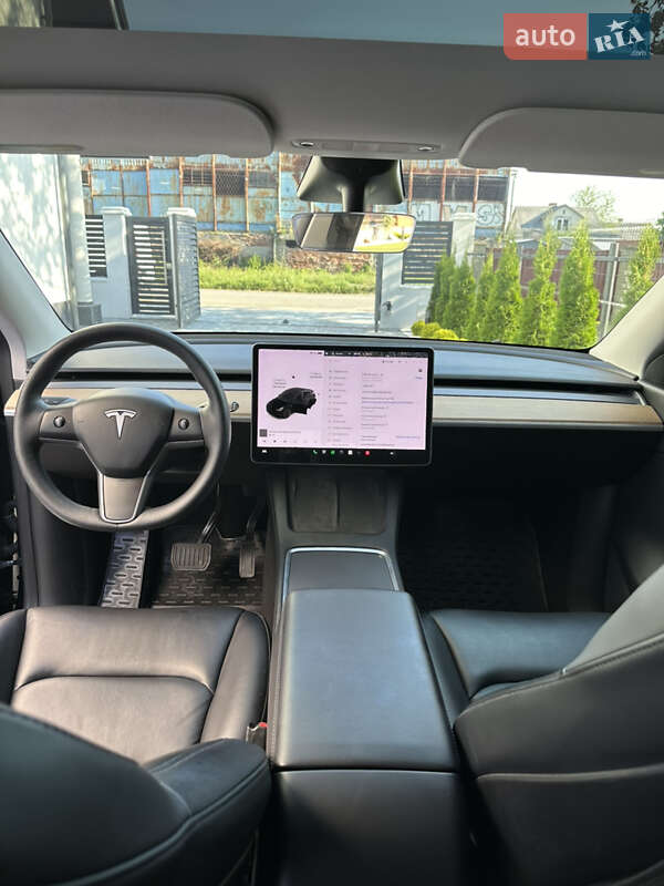 Внедорожник / Кроссовер Tesla Model Y 2021 в Дрогобыче