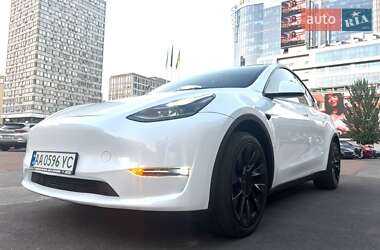 Внедорожник / Кроссовер Tesla Model Y 2023 в Киеве