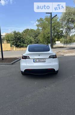 Внедорожник / Кроссовер Tesla Model Y 2022 в Днепре