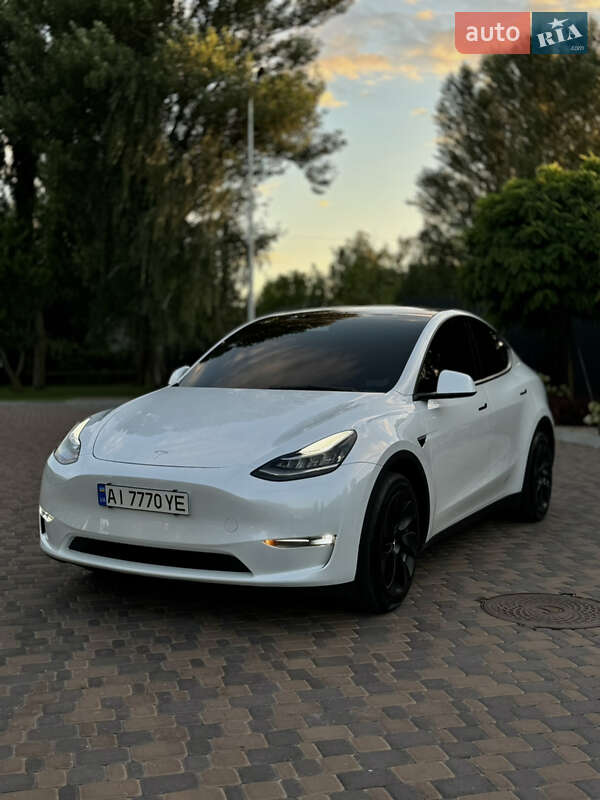 Позашляховик / Кросовер Tesla Model Y 2023 в Броварах