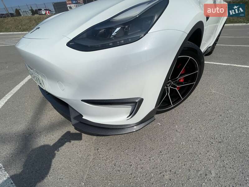 Внедорожник / Кроссовер Tesla Model Y 2023 в Виннице