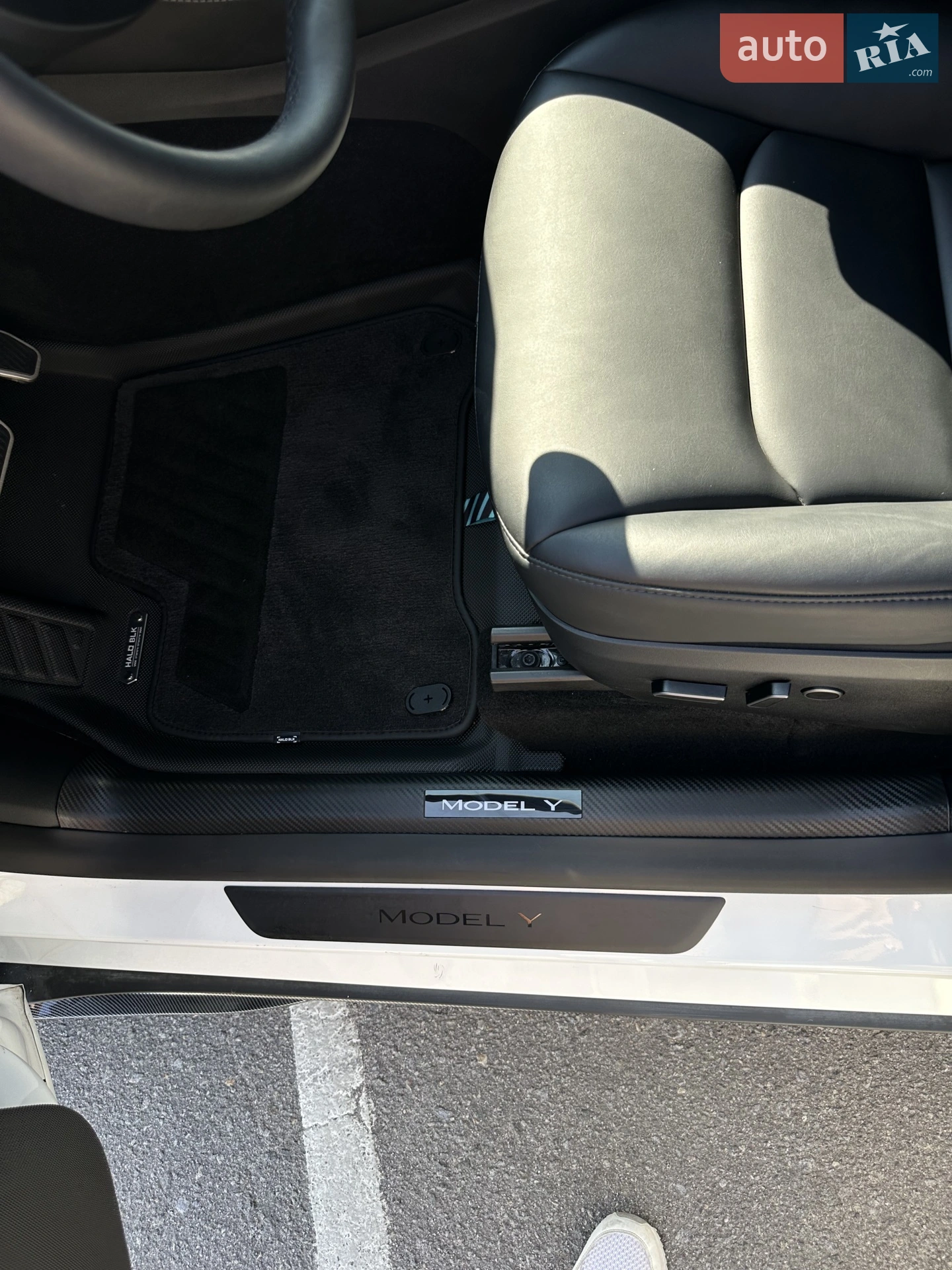 2023 Tesla Model Y - мініатюра 14