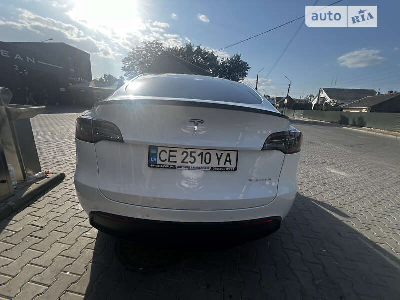Позашляховик / Кросовер Tesla Model Y 2022 в Чернівцях фото 17 Позашляховик / Кросовер Tesla Model Y 2022 в Чернівцях