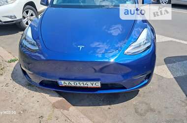 Внедорожник / Кроссовер Tesla Model Y 2021 в 