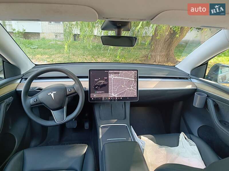 Позашляховик / Кросовер Tesla Model Y 2023 в Львові