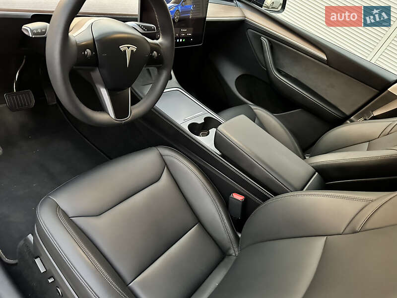 Позашляховик / Кросовер Tesla Model Y 2023 в Дніпрі