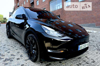 Внедорожник / Кроссовер Tesla Model Y 2023 в Днепре