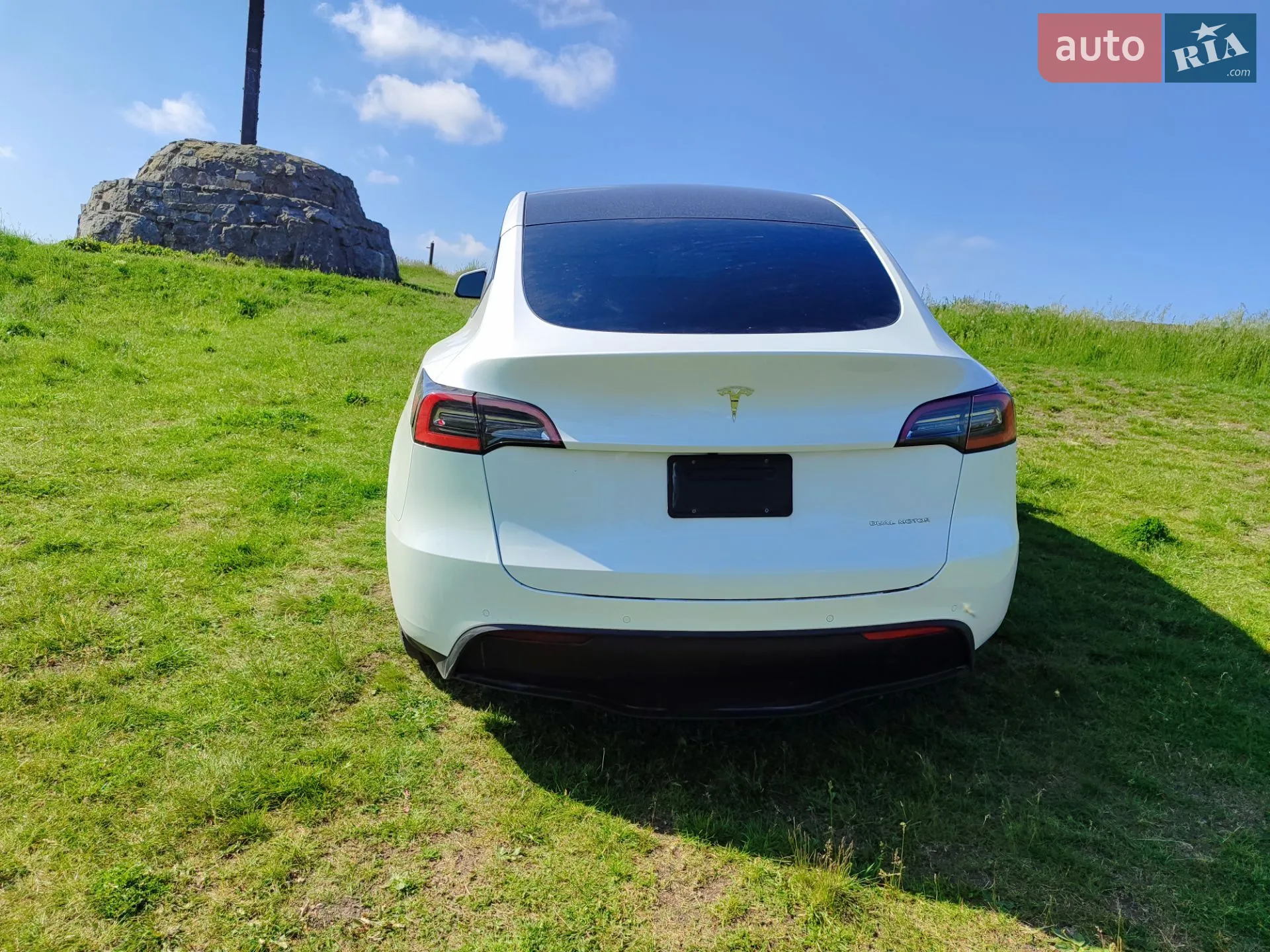 2020 Tesla Model Y - мініатюра 2