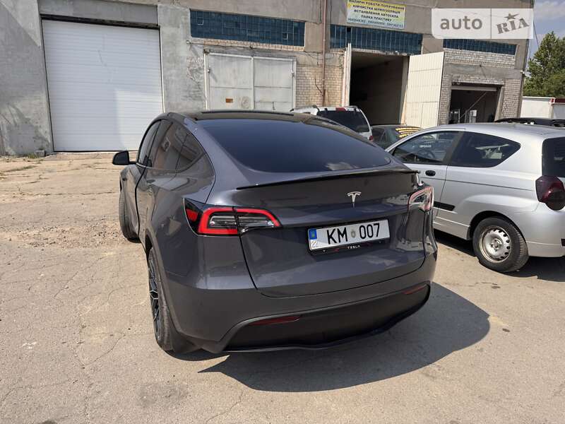 Позашляховик / Кросовер Tesla Model Y 2023 в Миколаєві