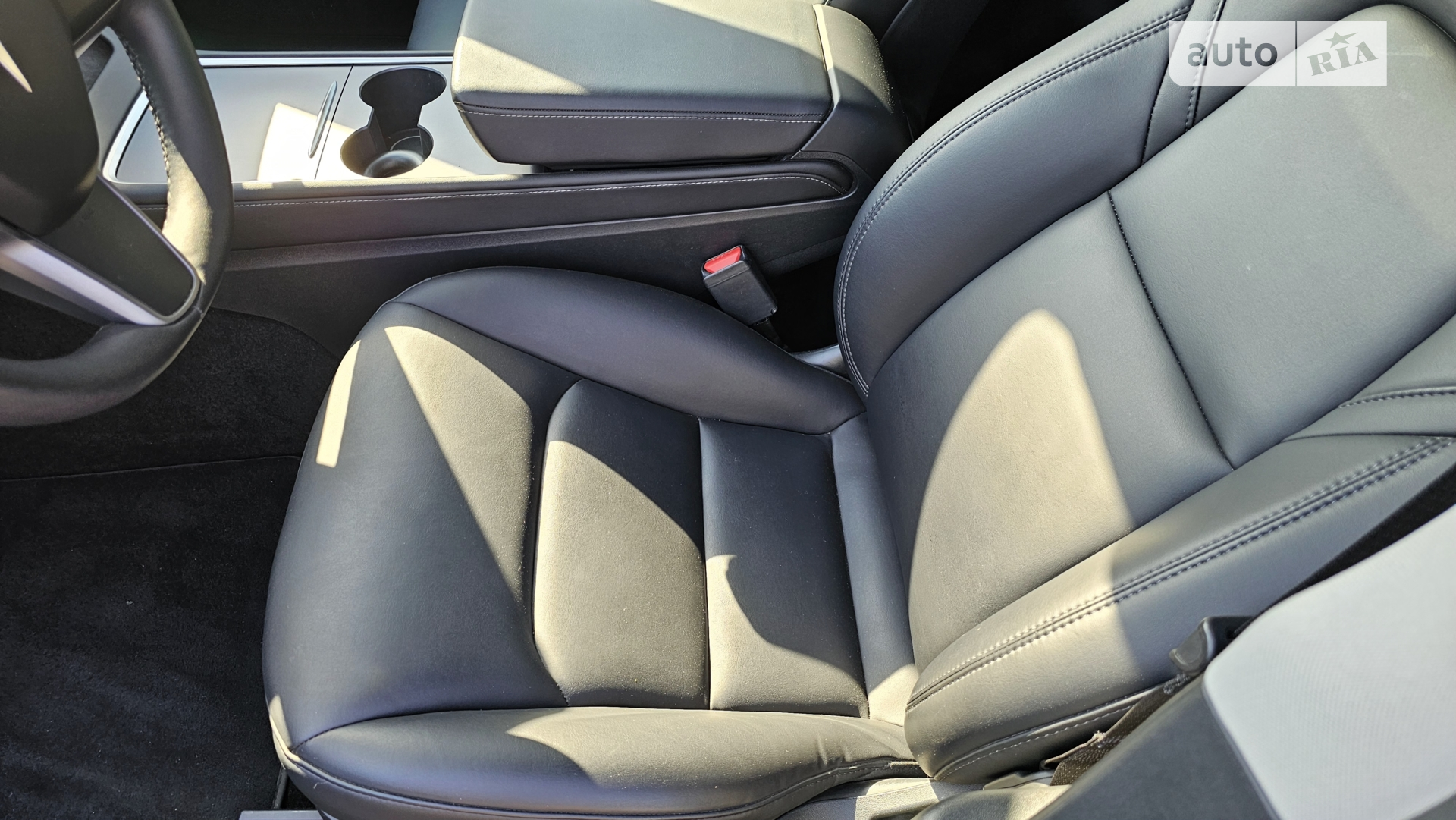 2023 Tesla Model Y - мініатюра 12