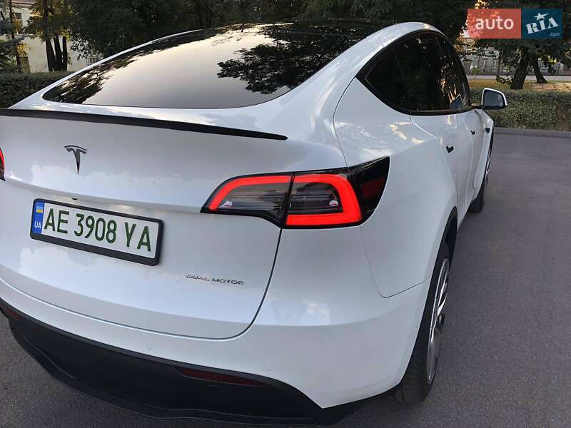 Внедорожник / Кроссовер Tesla Model Y 2020 в Каменском