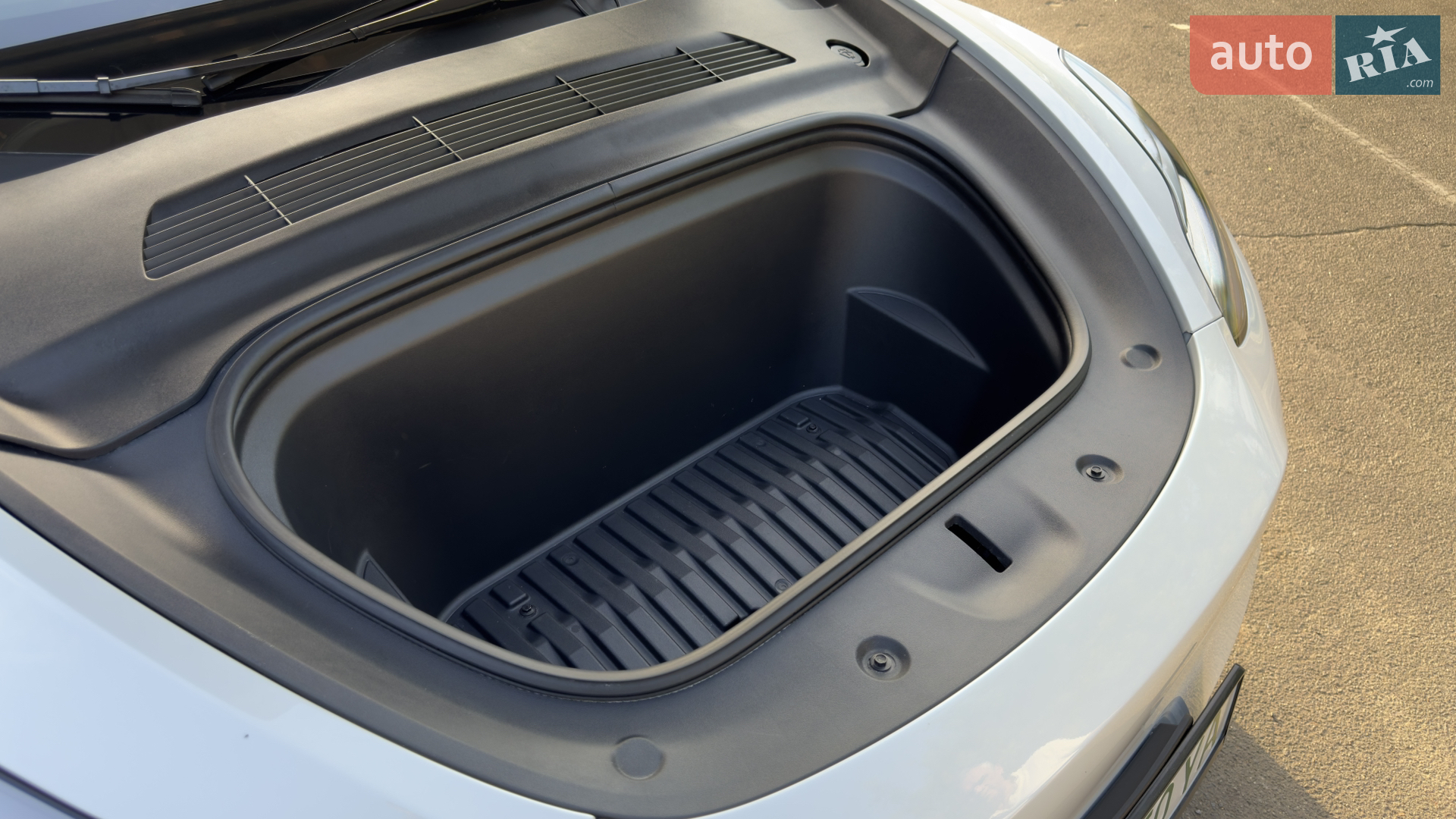 2023 Tesla Model Y - мініатюра 5