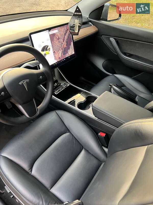 Позашляховик / Кросовер Tesla Model Y 2020 в Києві фото 3 Позашляховик / Кросовер Tesla Model Y 2020 в Києві