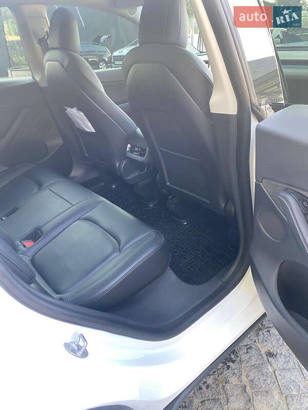 Внедорожник / Кроссовер Tesla Model Y 2021 в Хмельницком фото 8 Внедорожник / Кроссовер Tesla Model Y 2021 в Хмельницком