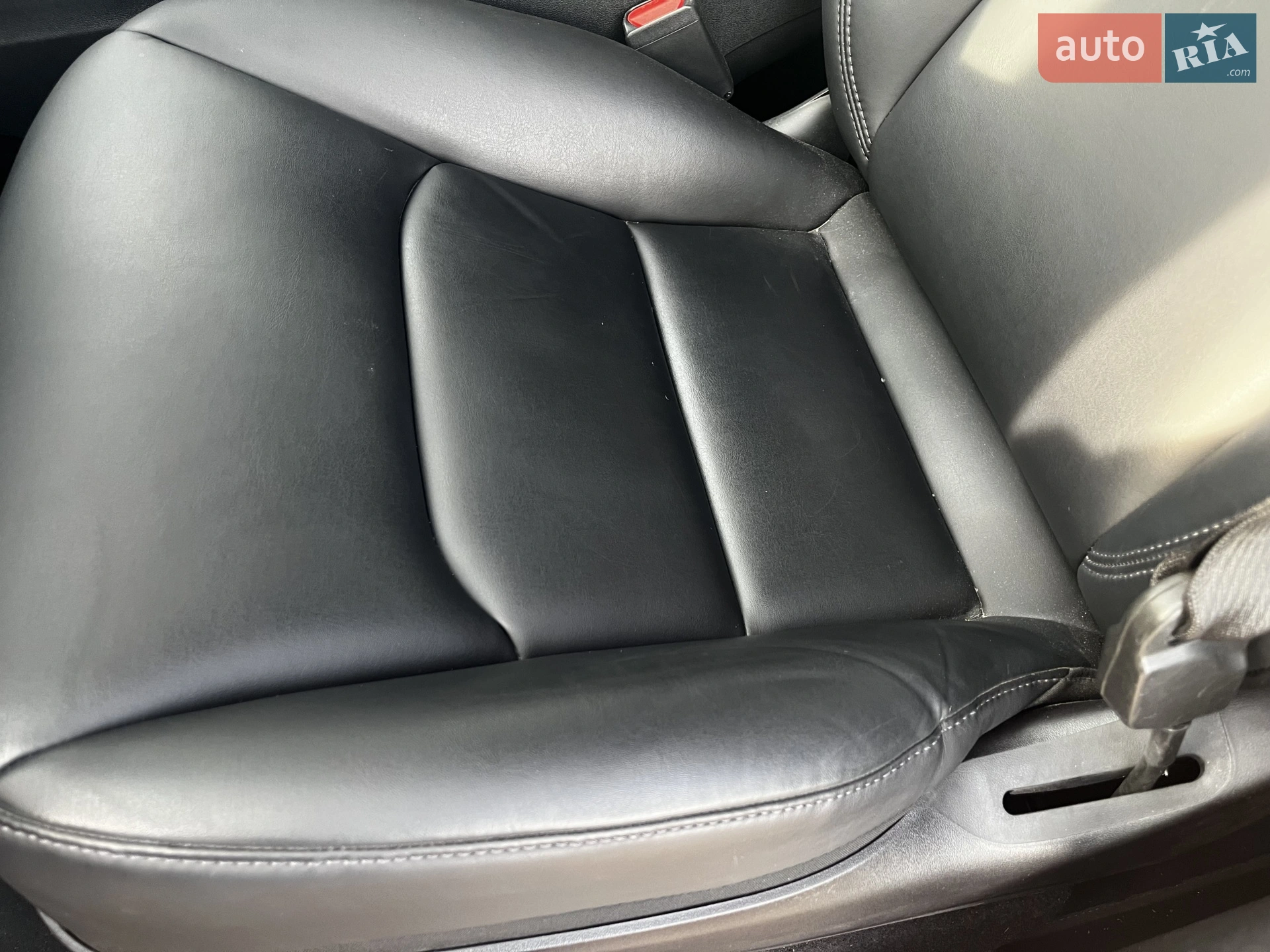 2021 Tesla Model Y - мініатюра 8