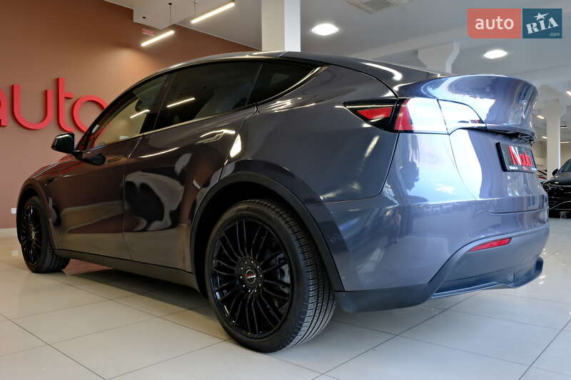 Внедорожник / Кроссовер Tesla Model Y 2020 в Одессе