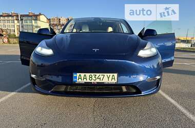 Внедорожник / Кроссовер Tesla Model Y 2022 в Киеве